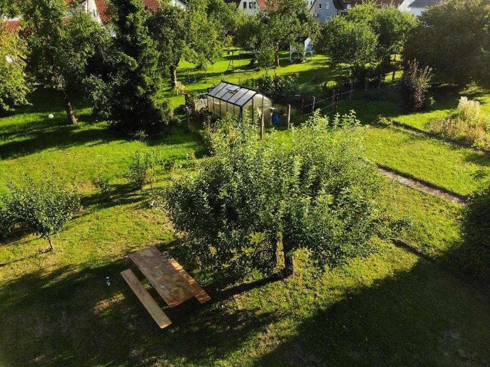 Sonnige 3 Zimmer Wohnung Mit Schoenem Balkon Im Gruenen Reutlingen Exteriér fotografie