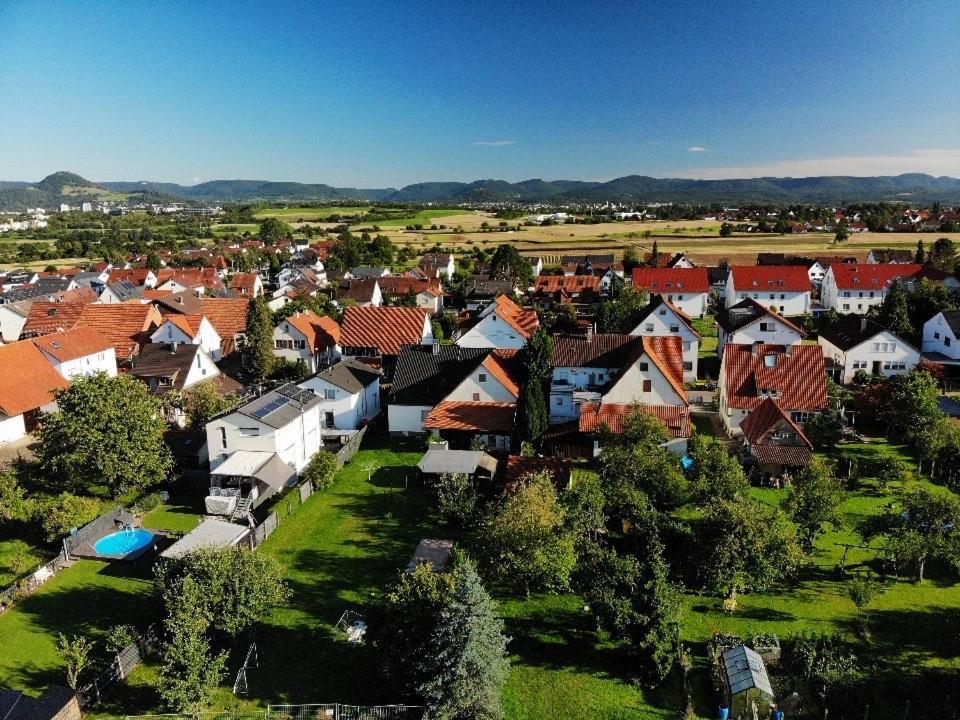 Sonnige 3 Zimmer Wohnung Mit Schoenem Balkon Im Gruenen Reutlingen Exteriér fotografie
