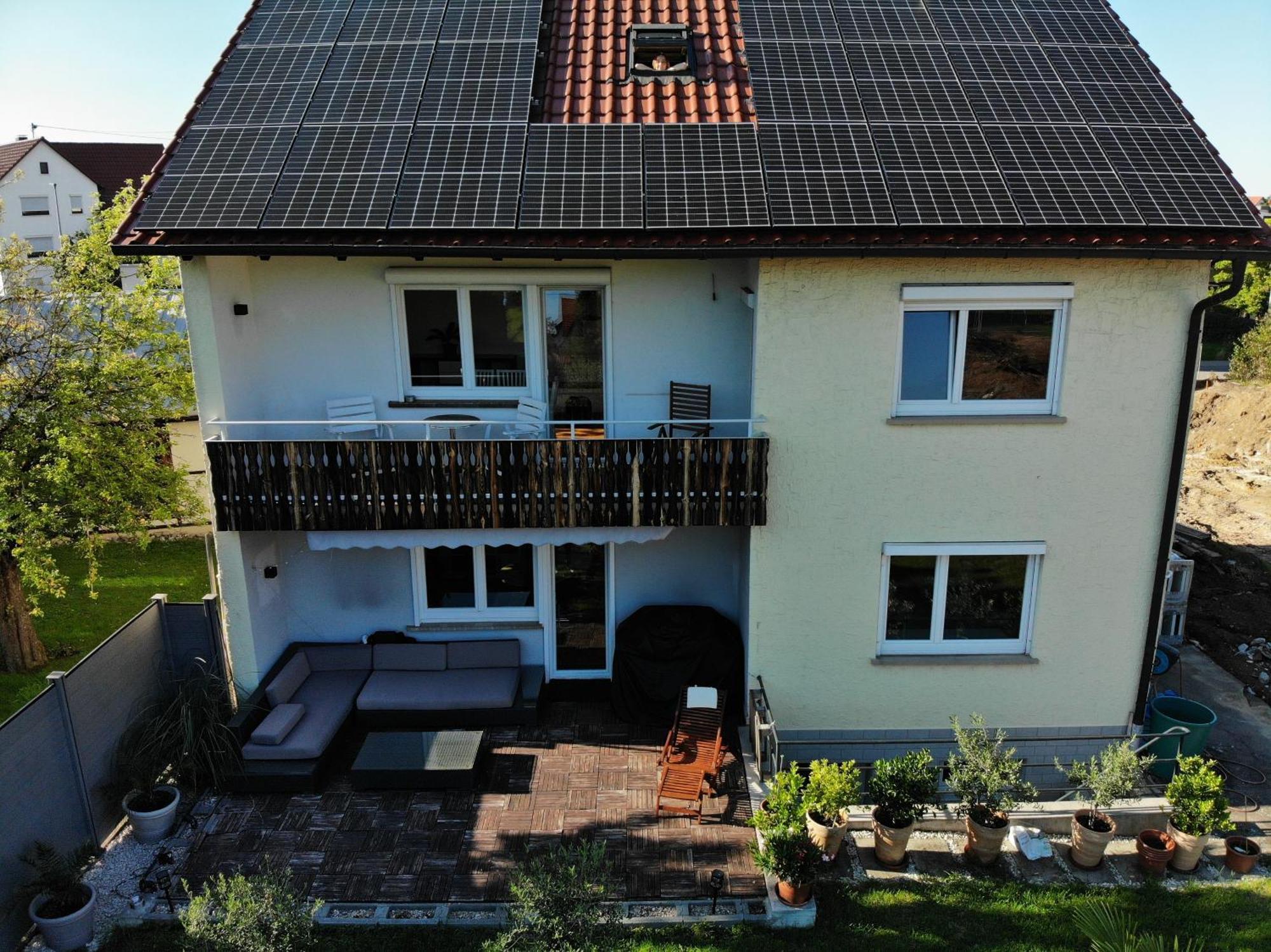 Sonnige 3 Zimmer Wohnung Mit Schoenem Balkon Im Gruenen Reutlingen Exteriér fotografie